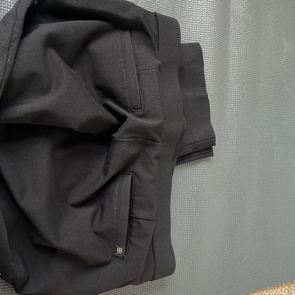 Banana Republic Premium Ponte Legging Work Pant Womens 8 Black Tapered Leg - Picture 5 of 5